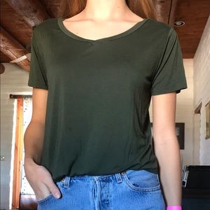 forest green basic tee